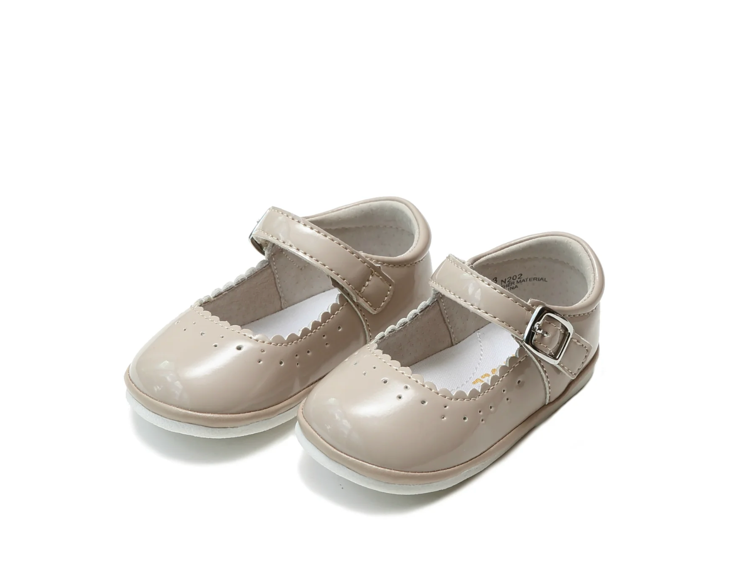 L'AMOUR Scarlett Scalloped Mary Jane: Almond
